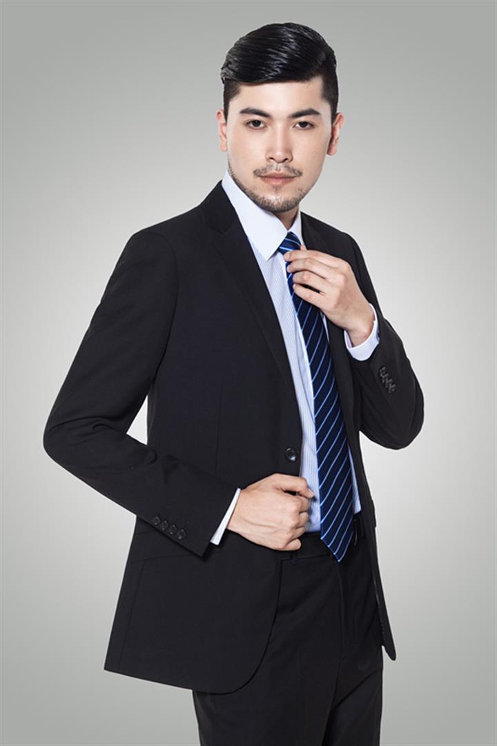 向辉 创始人 & 执行董事
